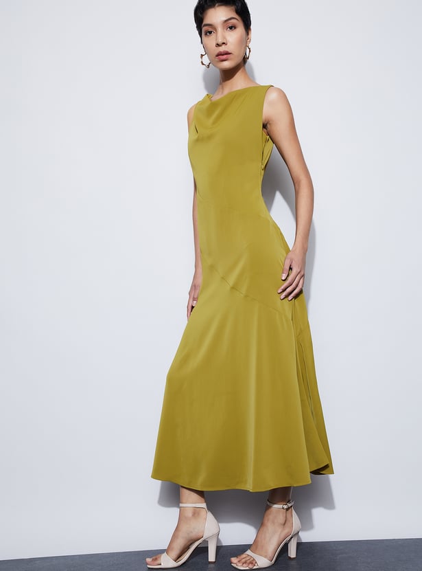 CODE Solid Sleeveless Midi Dress