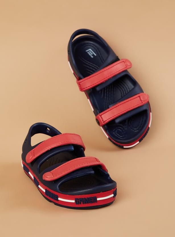 FAME FOREVER Boys Colourblock Floaters