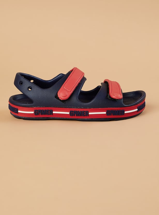 FAME FOREVER Boys Colourblock Floaters