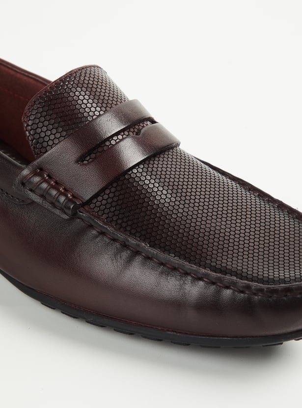 RARE RABBIT Textured Slip-Ons