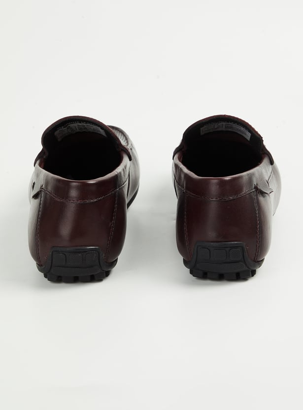 RARE RABBIT Textured Slip-Ons