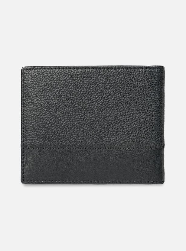 UNITED COLORS OF BENETTON Textured Bi-Fold Wallet