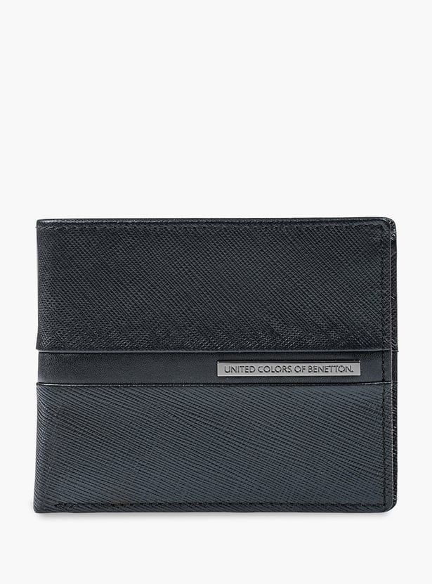 UNITED COLORS OF BENETTON Textured Bi-Fold Wallet