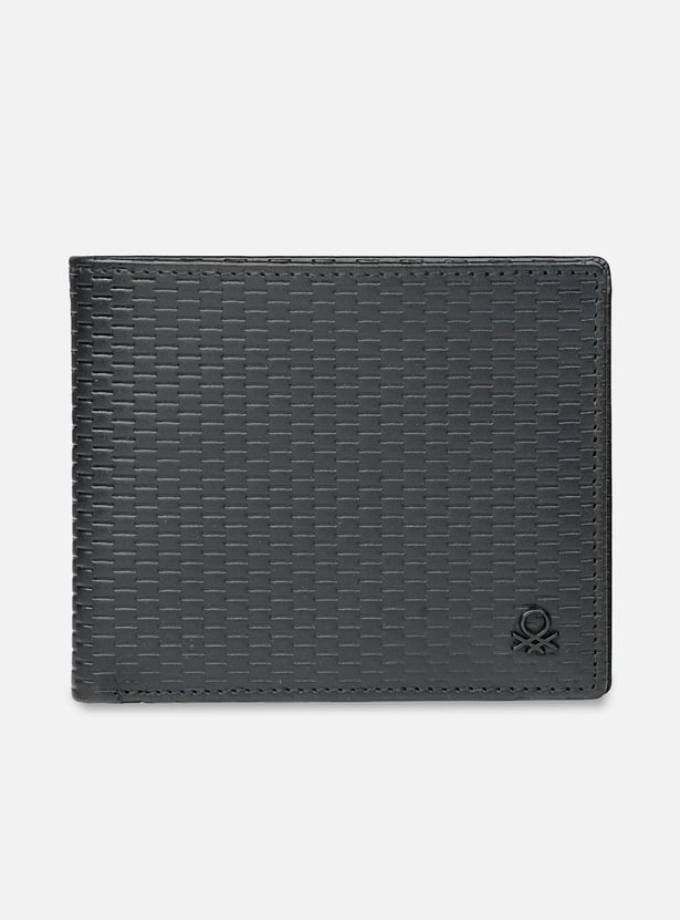 UNITED COLORS OF BENETTON Textured Bi-Fold Wallet