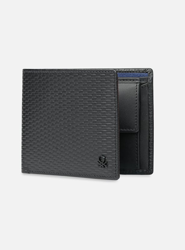 UNITED COLORS OF BENETTON Textured Bi-Fold Wallet