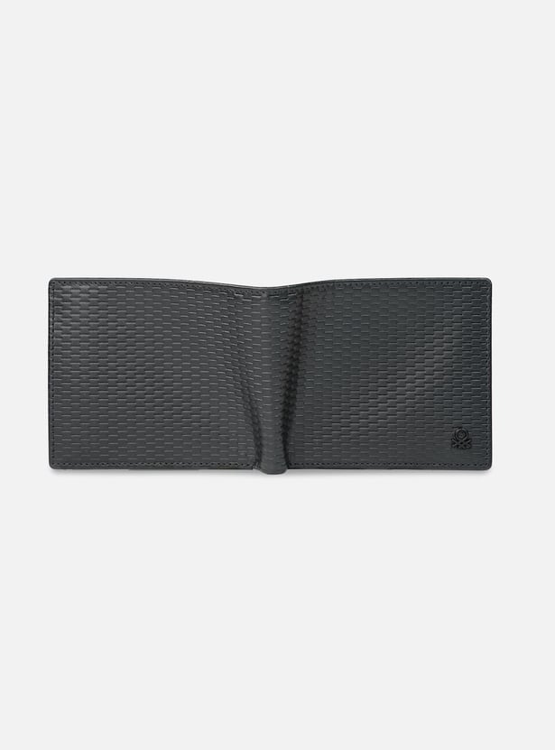 UNITED COLORS OF BENETTON Textured Bi-Fold Wallet