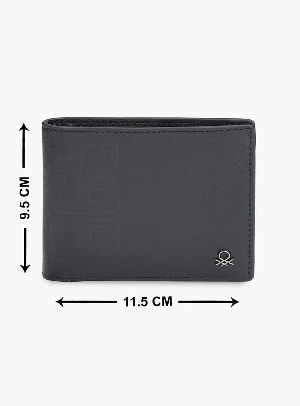 UNITED COLORS OF BENETTON Textured Bi-Fold Wallet