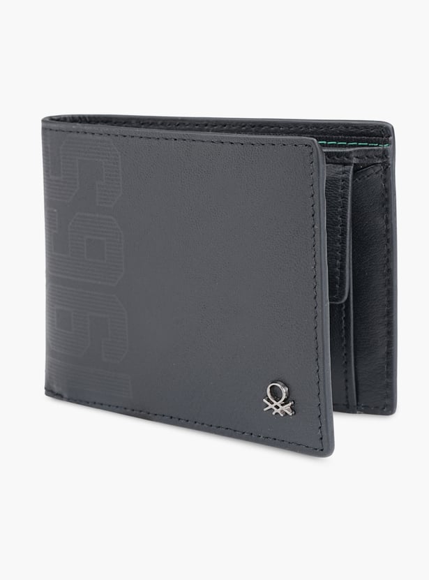 UNITED COLORS OF BENETTON Textured Bi-Fold Wallet