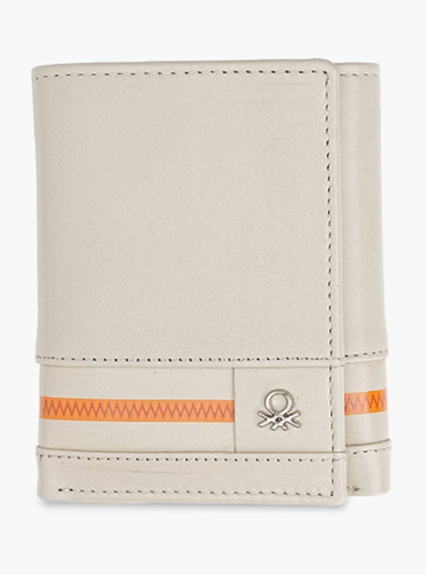 UNITED COLORS OF BENETTON Solid Bi-Fold Wallet