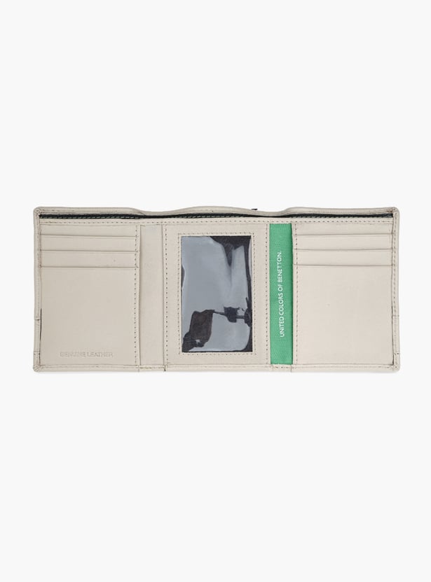 UNITED COLORS OF BENETTON Solid Bi-Fold Wallet