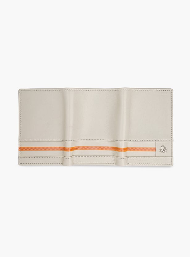 UNITED COLORS OF BENETTON Solid Bi-Fold Wallet