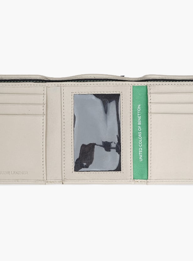UNITED COLORS OF BENETTON Solid Bi-Fold Wallet