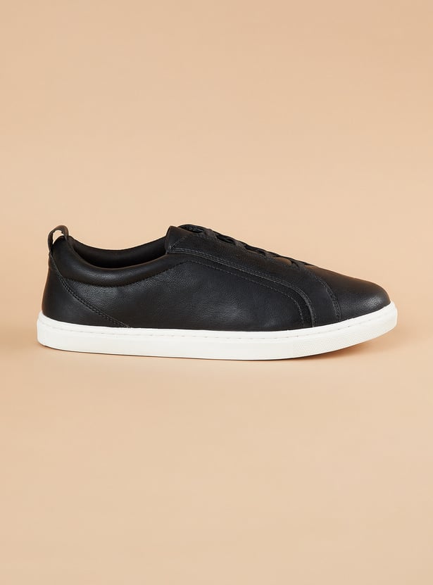 FORCA Solid Slip-On Sneakers