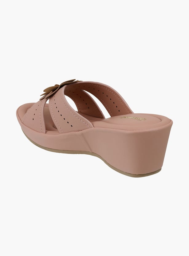 CATWALK Floral Applique Wedges
