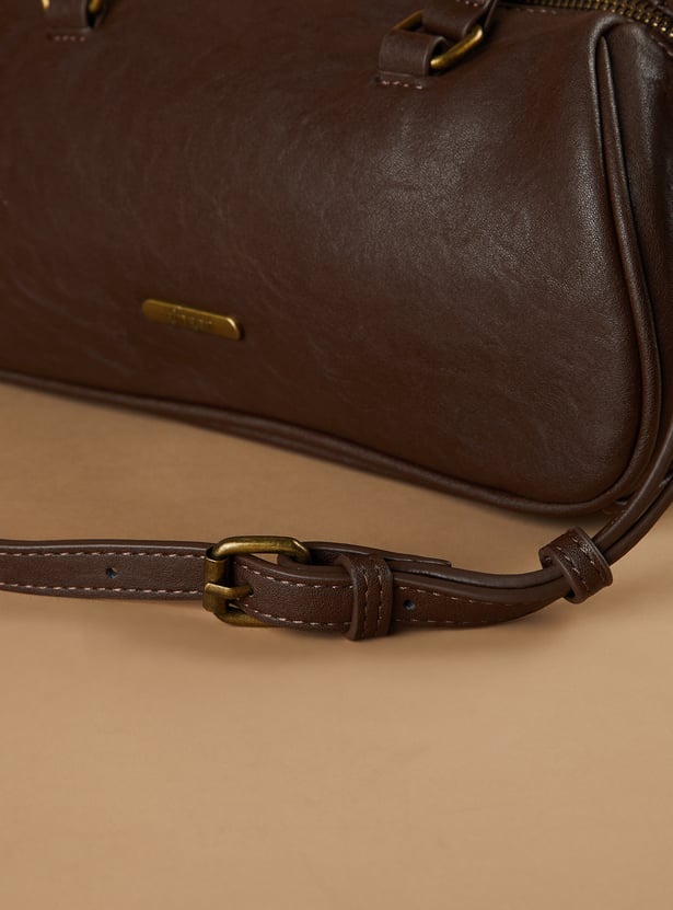 GINGER Textured Handheld Bag