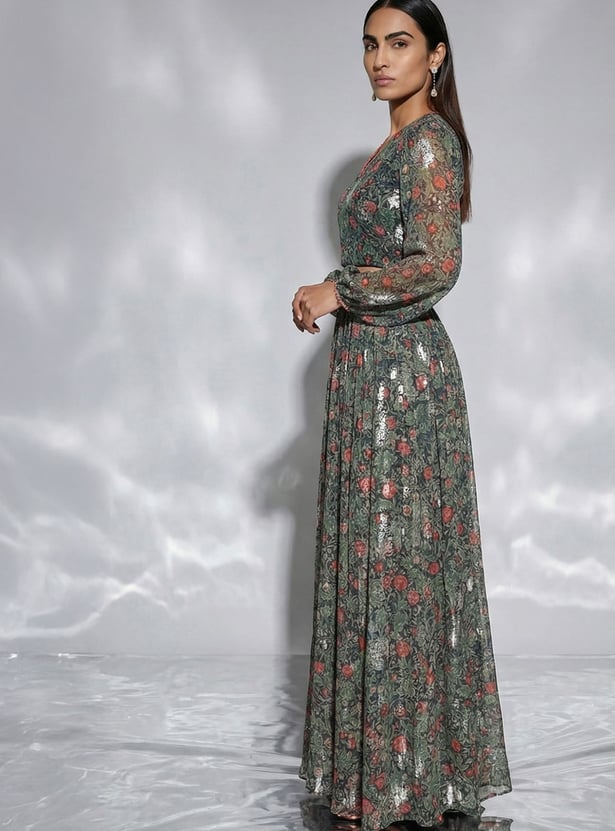 W Floral Print Skirt Set