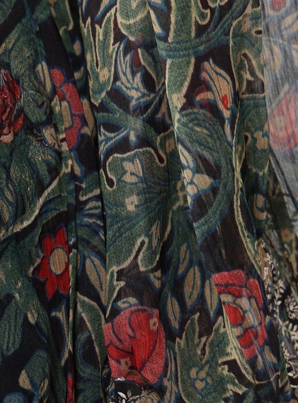 W Floral Print Skirt Set