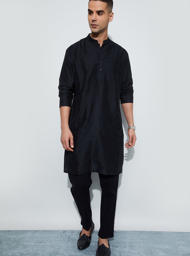 MELANGE Embroidered Calf Length Kurta