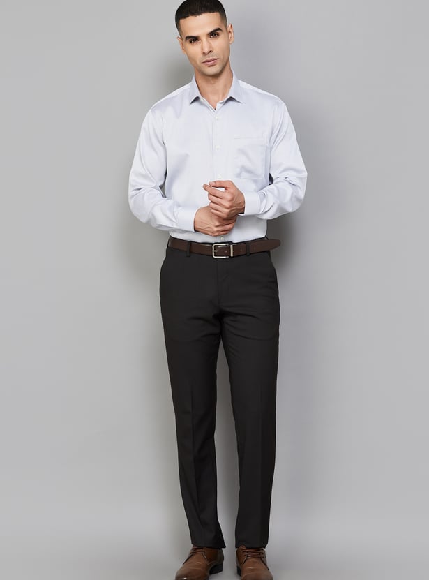 VAN HEUSEN Solid Slim Fit Formal Trousers