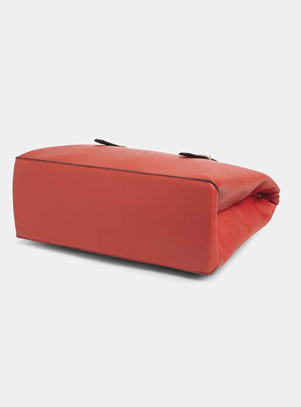 CAPRESE Solid Shoulder Bag