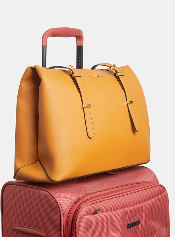 CAPRESE Solid Shoulder Bag