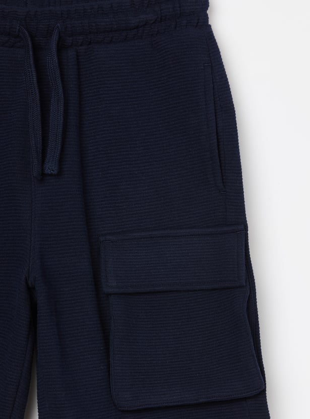 FAME FOREVER Boys Textured Cargo Shorts