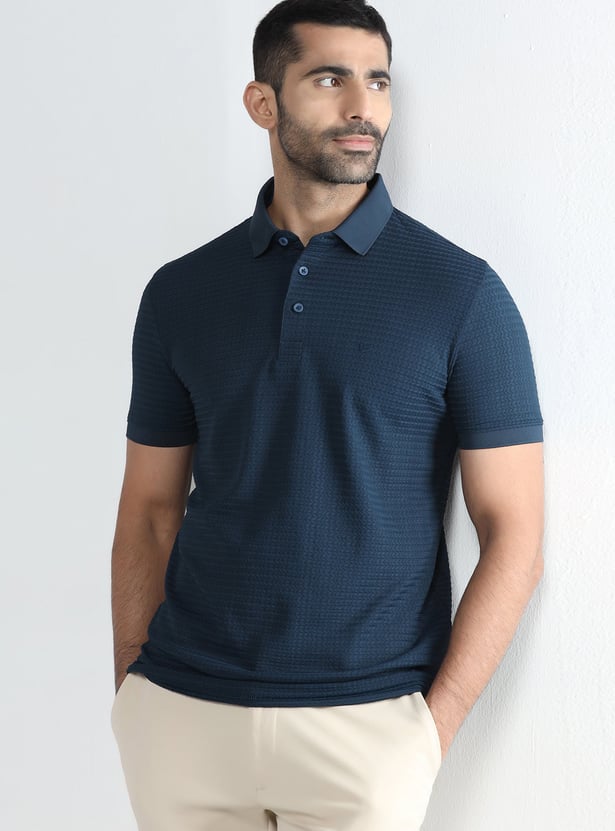 BLACKBERRYS Textured Slim Fit Polo T-shirt
