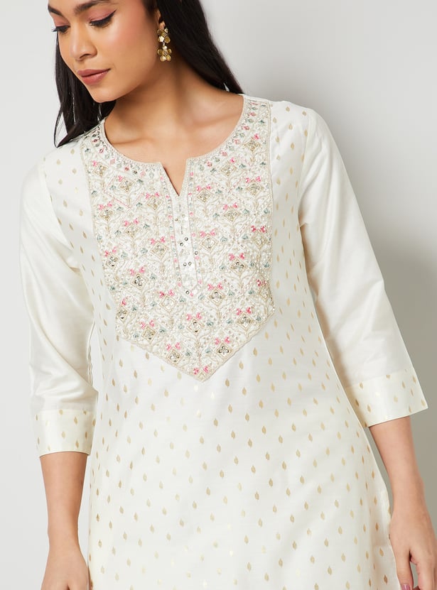 MELANGE Embroidered Straight Kurta