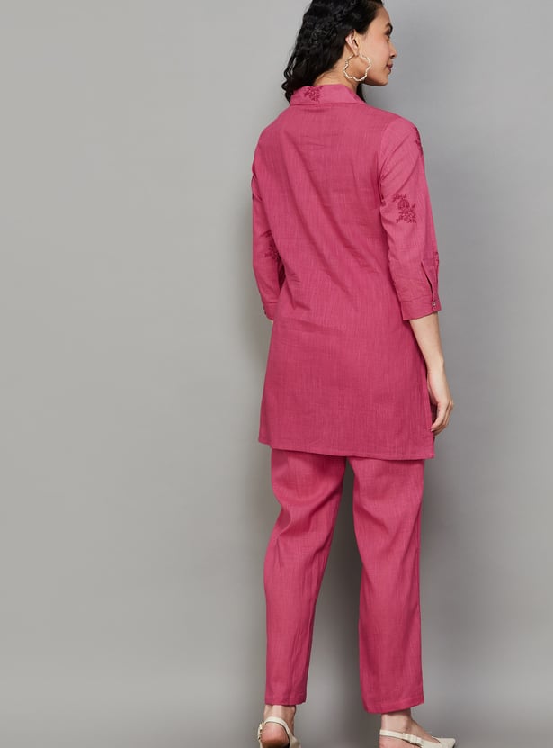 SPAN Embroidered Straight Kurti Set