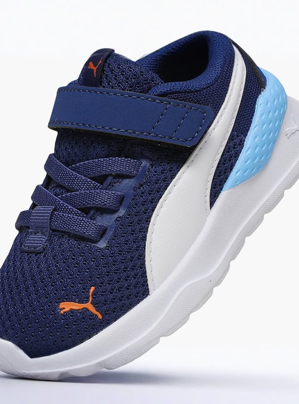 PUMA Boys Mesh Sneakers