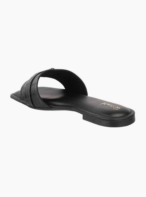 CATWALK Textured Flats