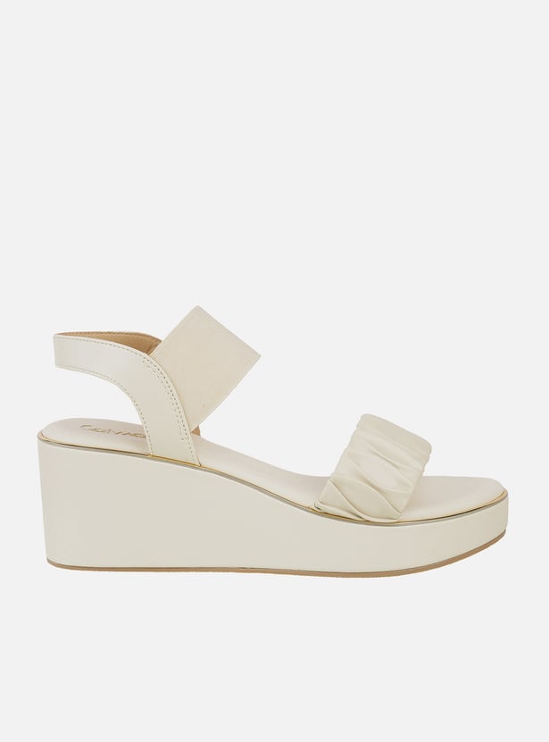 CALVIN KLEIN Textured Platforms