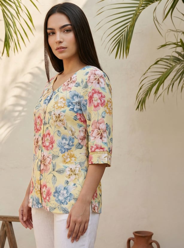 AURELIA Floral Print V-Neck 3/4th Sleeves Top