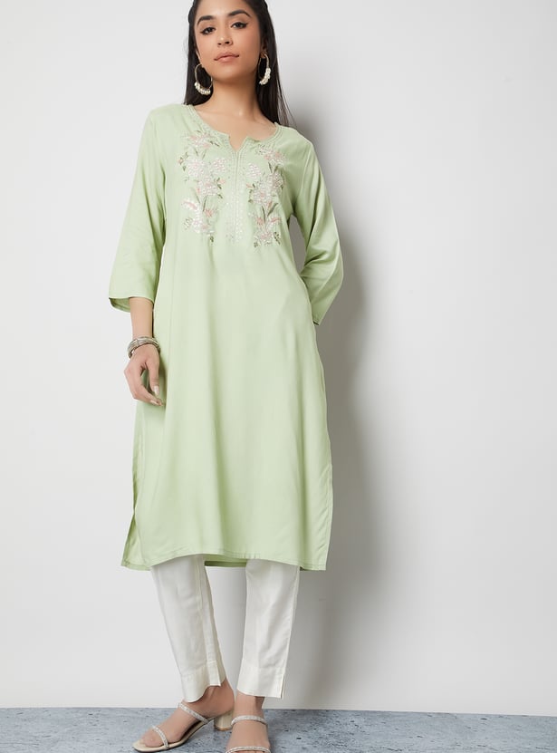 MELANGE Embroidered Straight Notched Neck Kurta