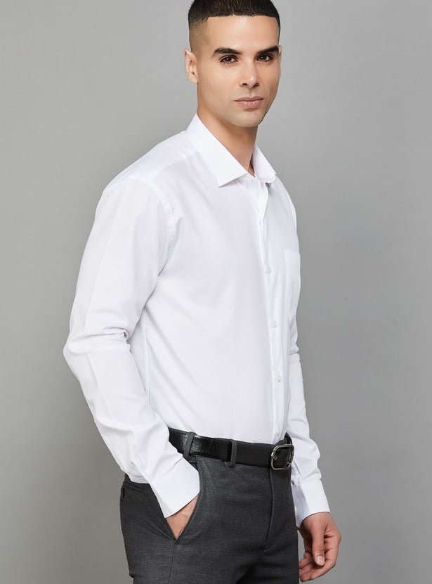 PARK AVENUE Solid Slim Fit Formal Shirt