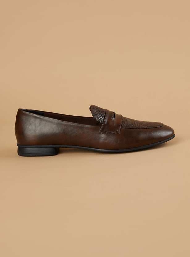 GINGER Textured Loafers