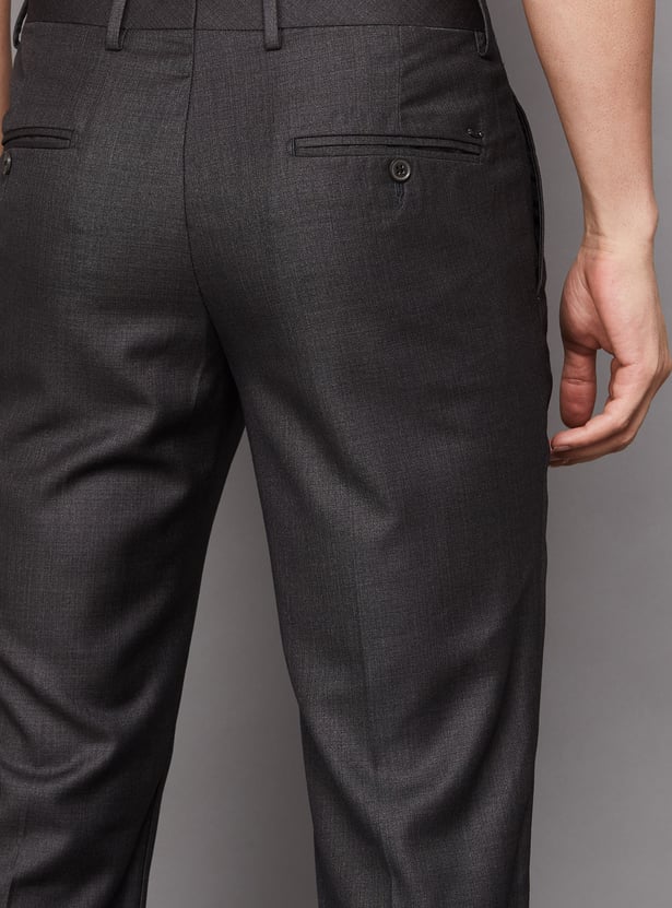 VAN HEUSEN Solid Slim Straight Formal Trousers