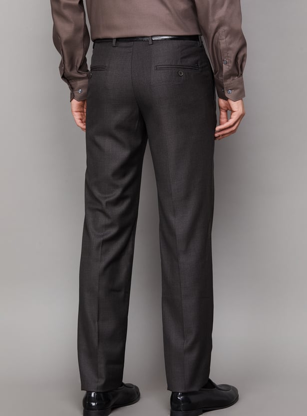 VAN HEUSEN Solid Slim Straight Formal Trousers