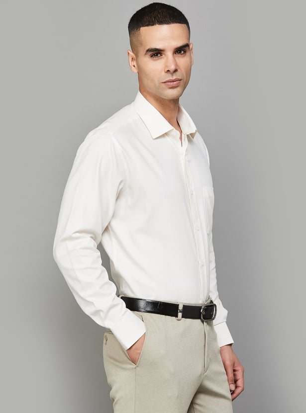 VAN HEUSEN Solid Regular Formal Shirt