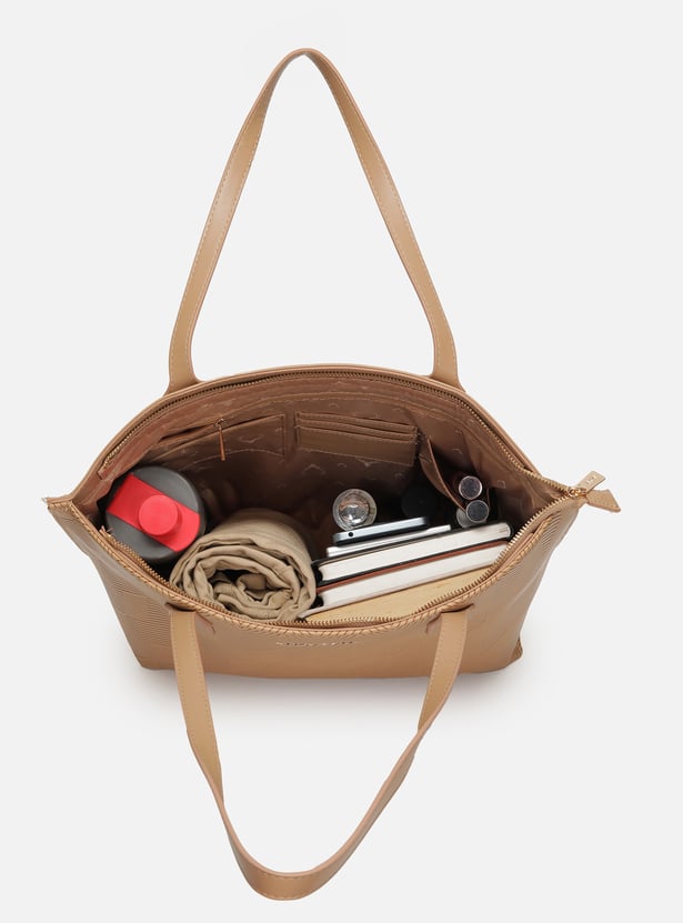 ALLEN SOLLY Textured Handheld Bag