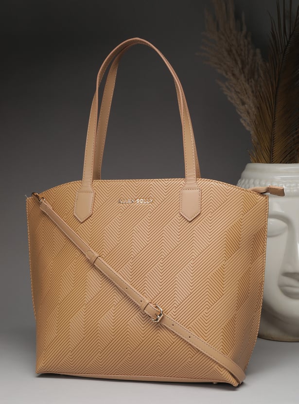 ALLEN SOLLY Textured Handheld Bag