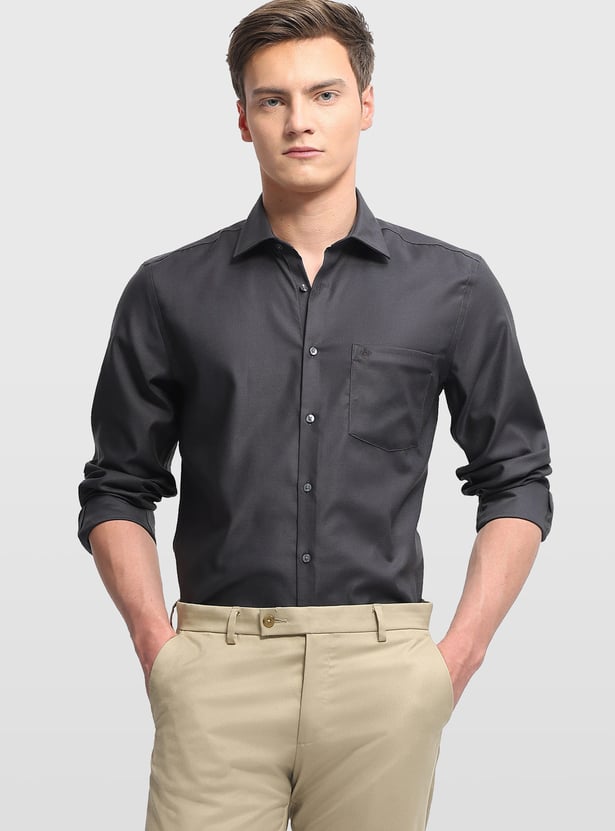 ARROW Solid Liberty Formal Shirt (Classic)