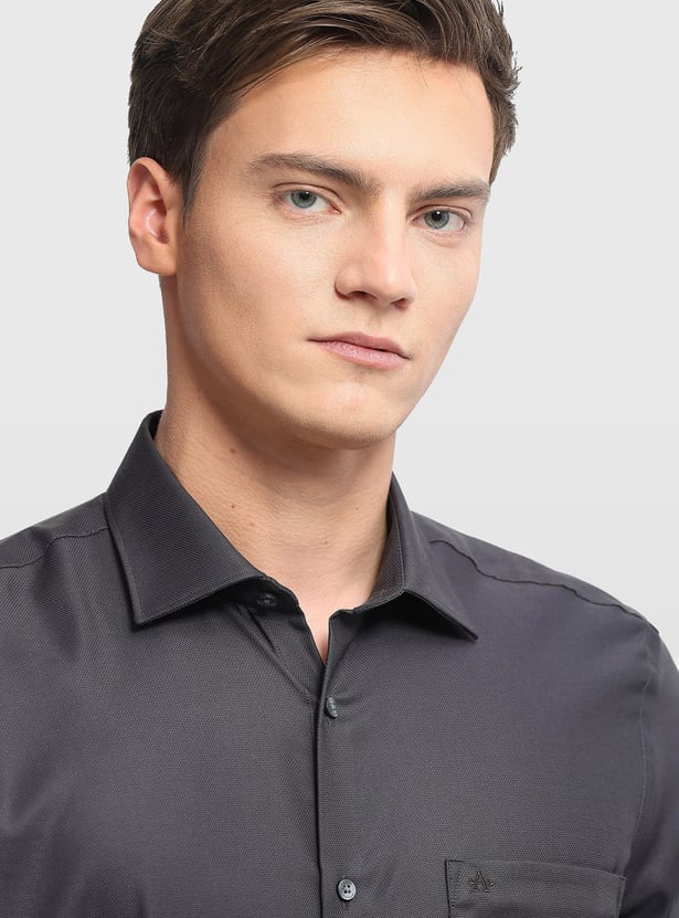 ARROW Solid Liberty Formal Shirt (Classic)