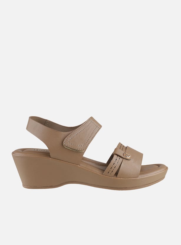 CATWALK Textured Wedges