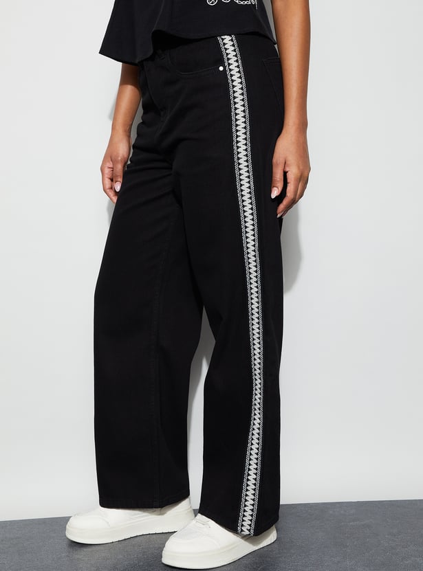 GINGER Embroidered Medium Waist Jeans