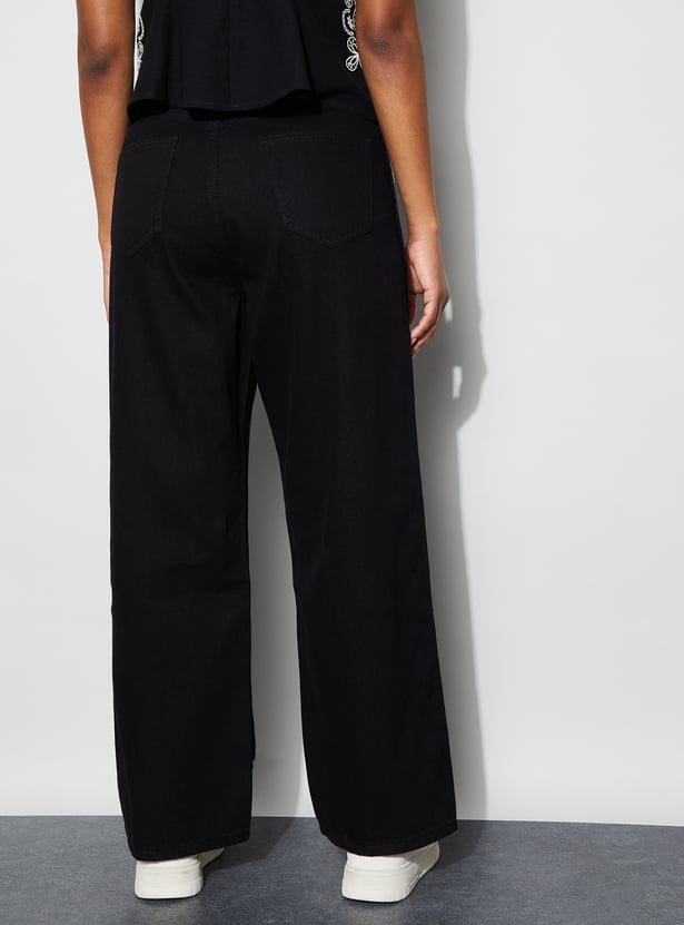 GINGER Embroidered Medium Waist Jeans