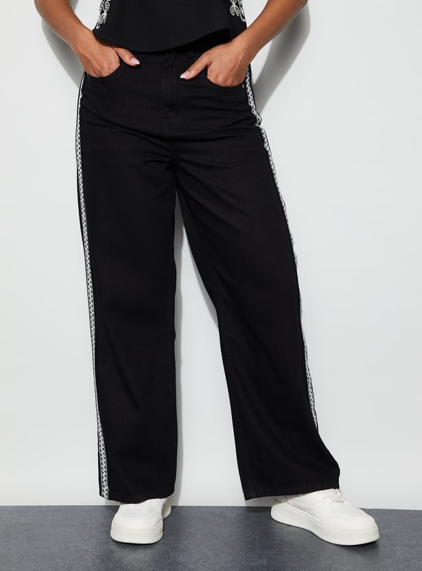 GINGER Embroidered Medium Waist Jeans