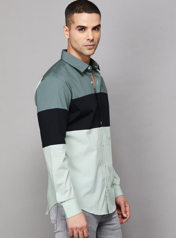 UNITED COLORS OF BENETTON Colourblocked Slim Fit Shirt