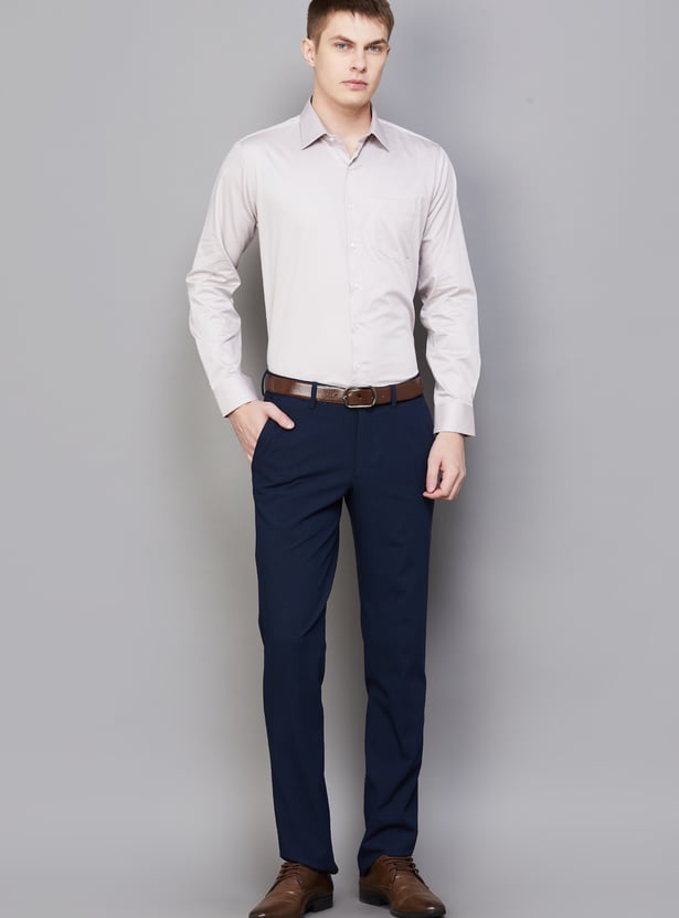 VAN HEUSEN Solid Slim Fit Formal Shirt