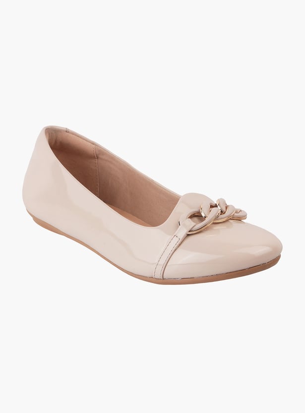 CATWALK Solid Ballerinas with Round Toe